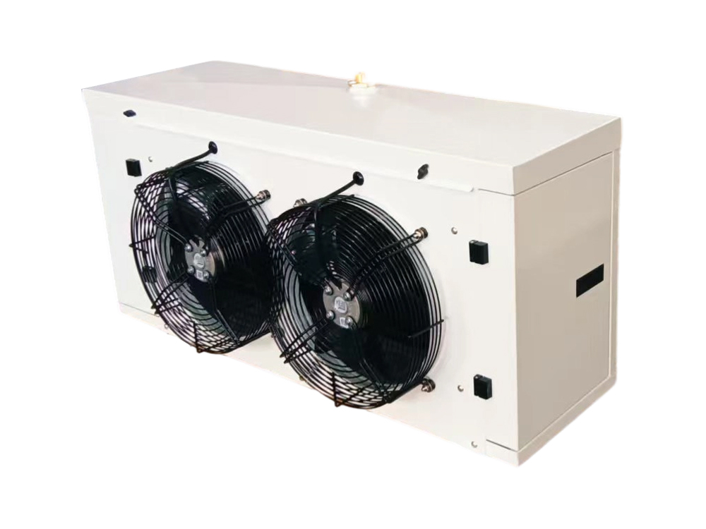 Enfriador de aire con bandeja de agua desmontable y puertas laterales abiertas para fácil acceso