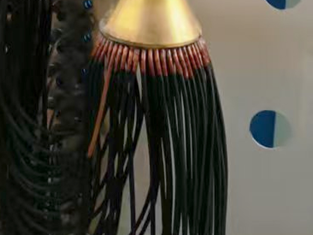 Enfriador de aire con cubierta protectora de tubos capilares de cobre con encogimiento térmico